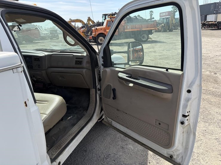 2001-ford-f350-image-10