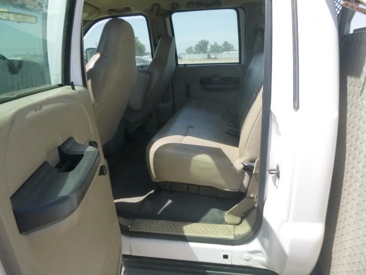 2006-ford-f450-image-14
