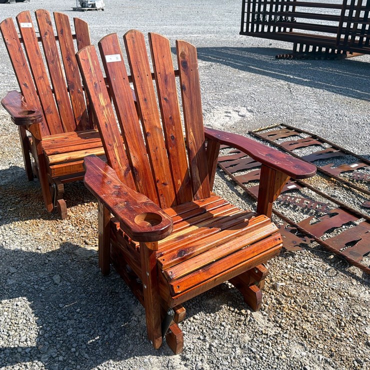 #76 • AMISH CEDAR GLIDER CHAIR