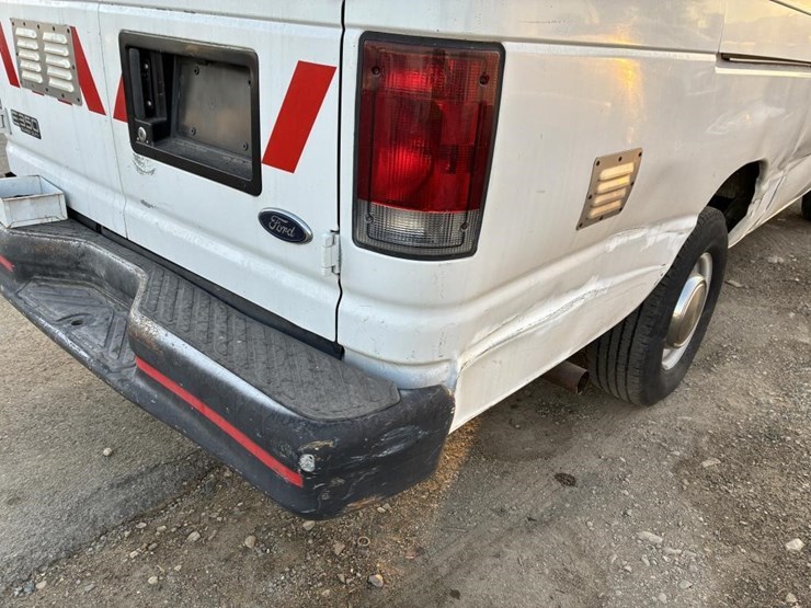 2003-ford-e350-sd-image-12