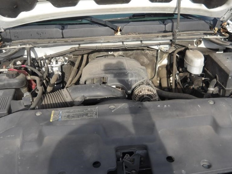 2010-chevrolet-silverado-2500-image-10