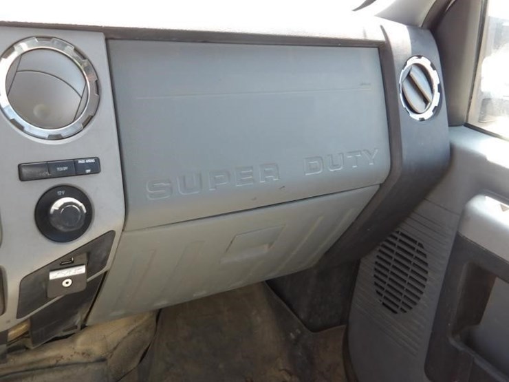 2015-ford-f450-image-24