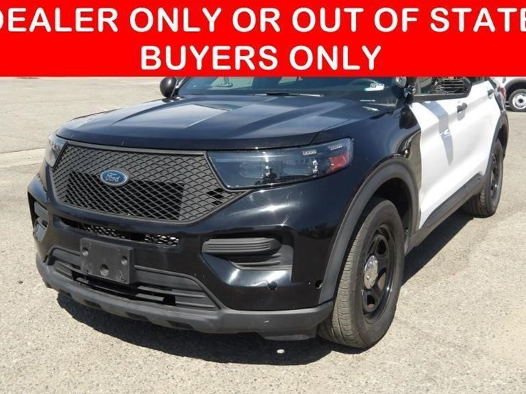 2020-ford-explorer-image-1