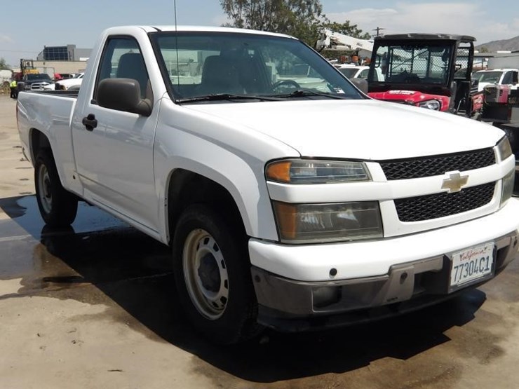 2011-chevrolet-colorado-image-2