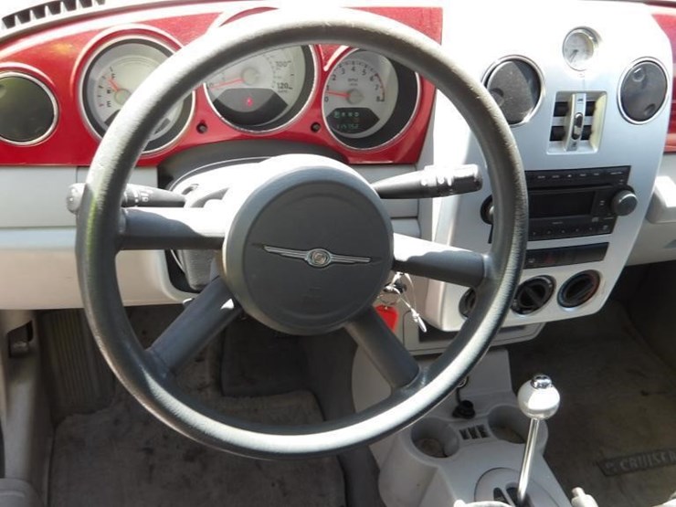 2008-chrysler-pt-cruiser-image-21