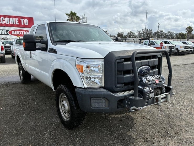 2012-ford-f250-sd-image-2