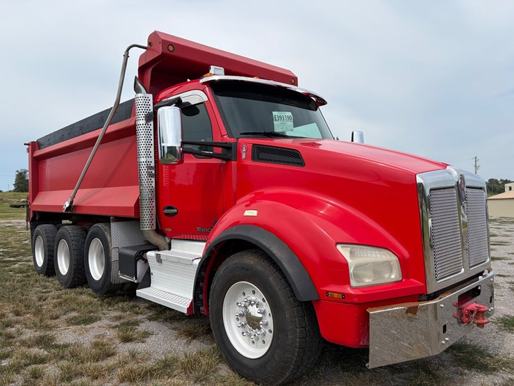 2016-kenworth-t880-image-14