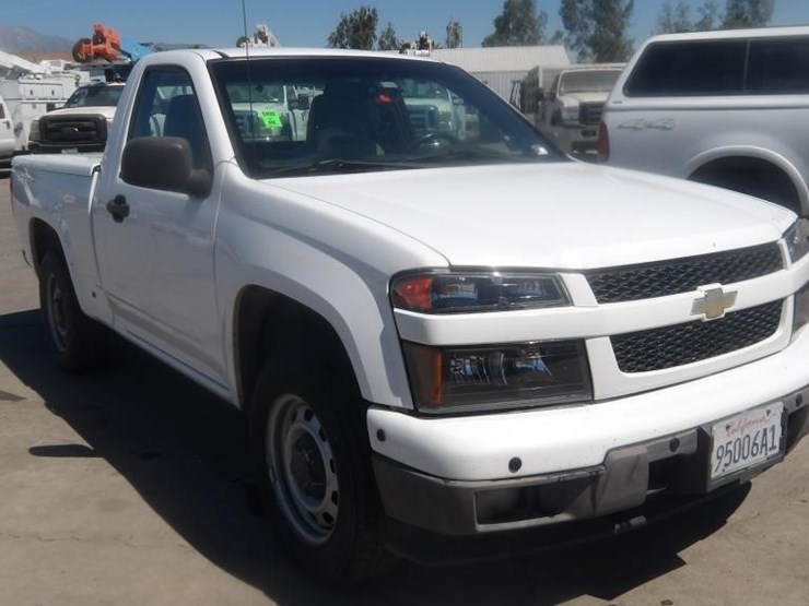 2011-chevrolet-colorado-image-2