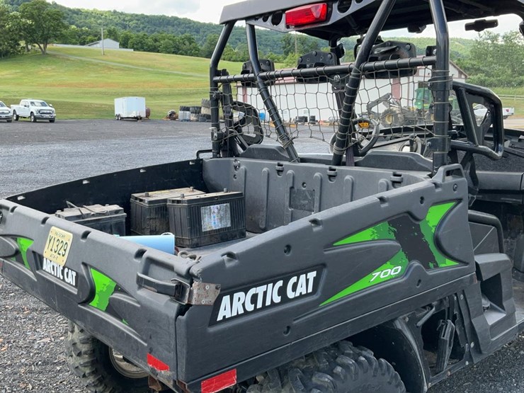 2016-arctic-cat-700-image-21