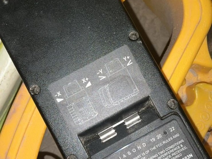 #518-•-trimble-laser-leveling-system-image-16