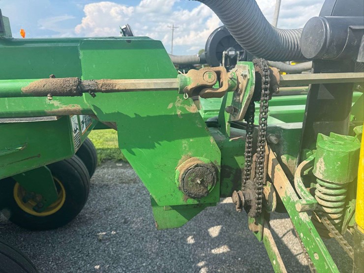 1999-john-deere-1780-image-19