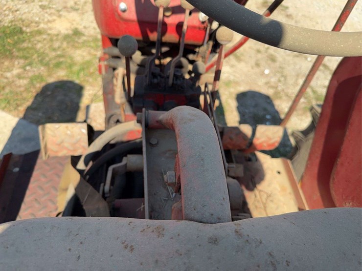 massey-harris-444-image-18
