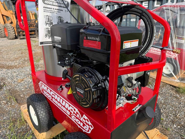 2026-unused-magnum-4000-series-hot-water-pressure-washer-image-7
