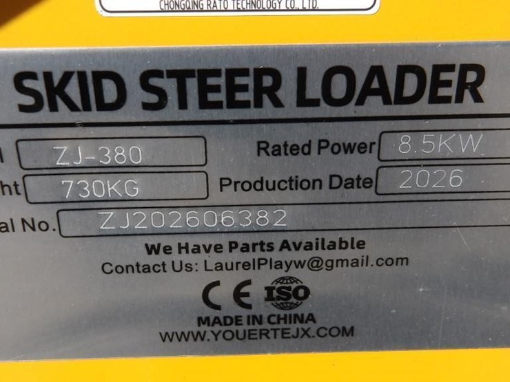 2026-zjz-380-skid-steer-track-loader-image-15