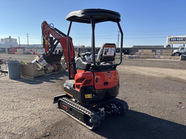 2026-tpm-18hh-hydraulic-excavator-image-4