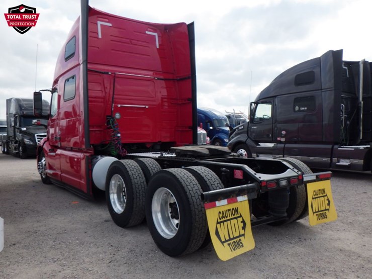 2024-volvo-vnl860-image-12