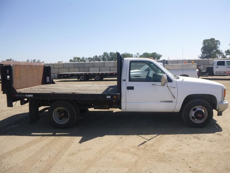 1996-gmc-3500-image-13