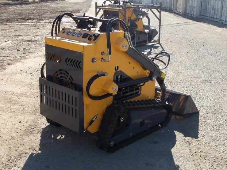 2026-zjz-380-skid-steer-track-loader-image-3