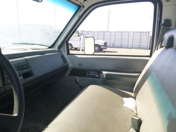 1992-chevrolet-3500-image-11