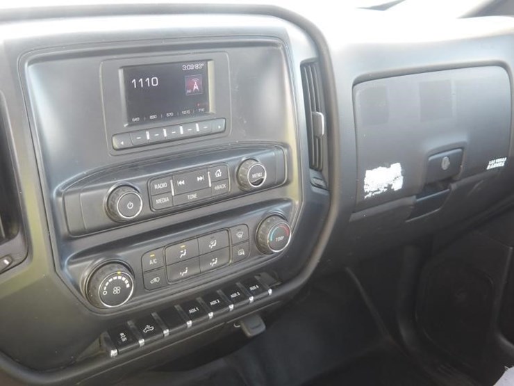 2017-gmc-sierra-2500-image-20