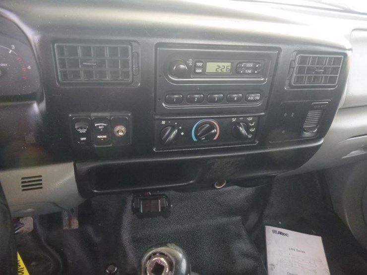 2003-ford-f750-image-22