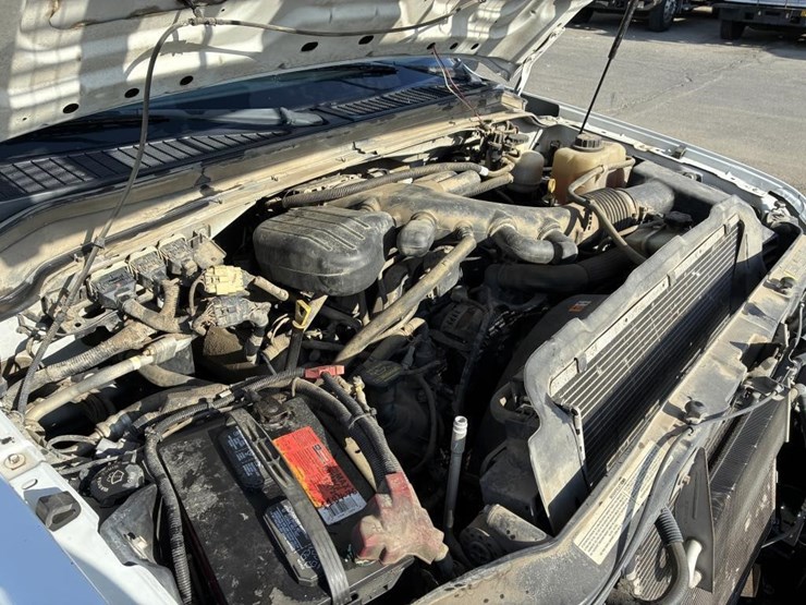 2009-ford-f550-image-9