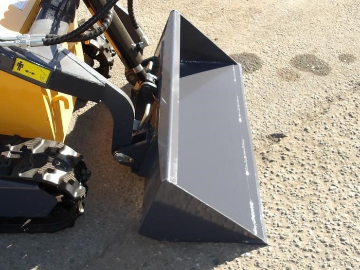 2026-zjz-380-skid-steer-track-loader-image-6