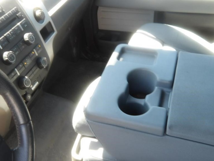 2011-ford-f150-image-19