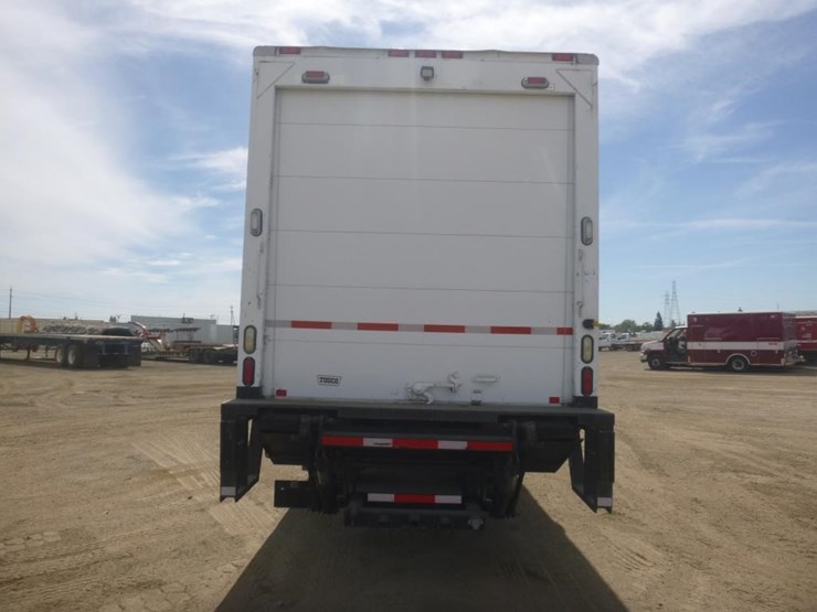 2008-gmc-c7500-reefer-box-truck-image-6