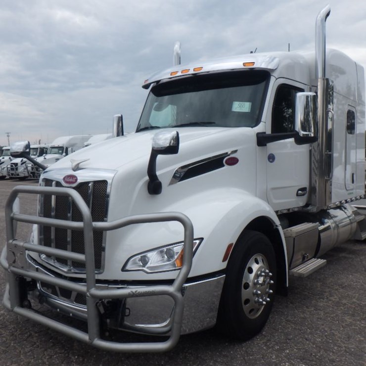 2025 PETERBILT 579