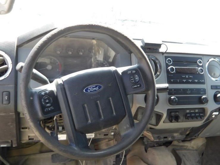 2015-ford-f450-image-17