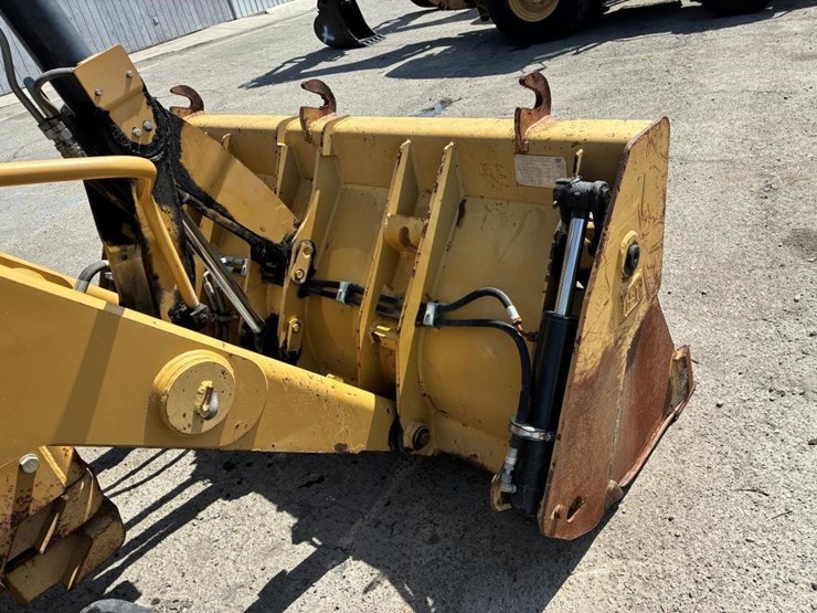 2007-caterpillar-430e-image-9