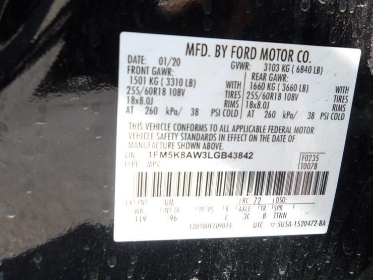 2020-ford-explorer-image-25