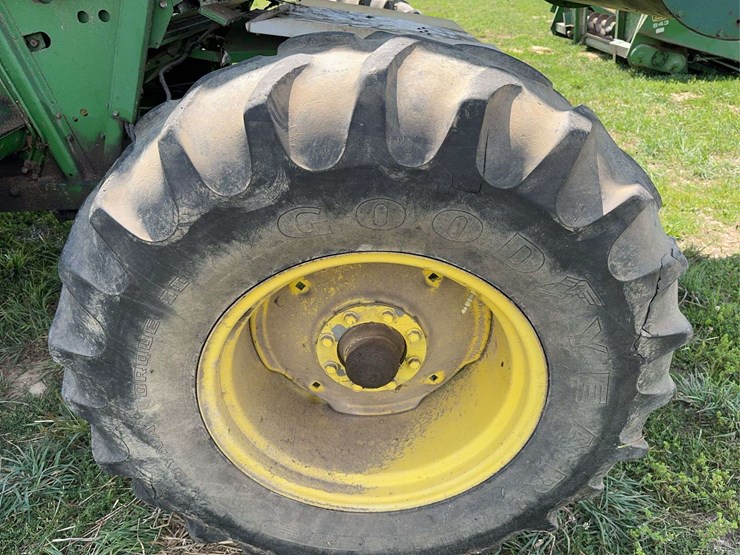 john-deere-7720-titan-ii-image-14