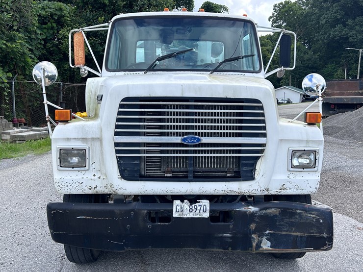 1995-ford-l7000-image-12