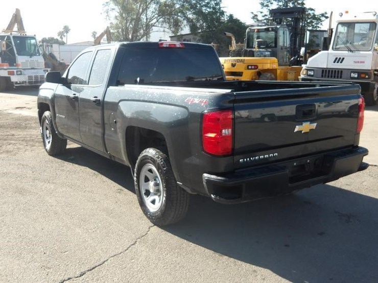 2018-chevrolet-silverado-1500-image-5