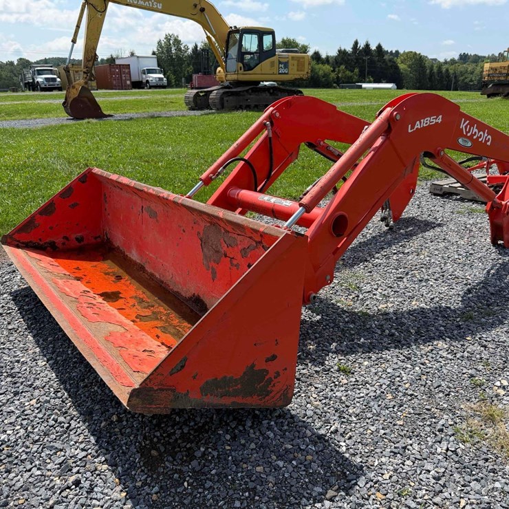 KUBOTA LA1854