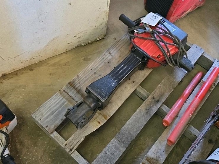 #105-•-baur-70-lb.-breaker-hammer-image-4