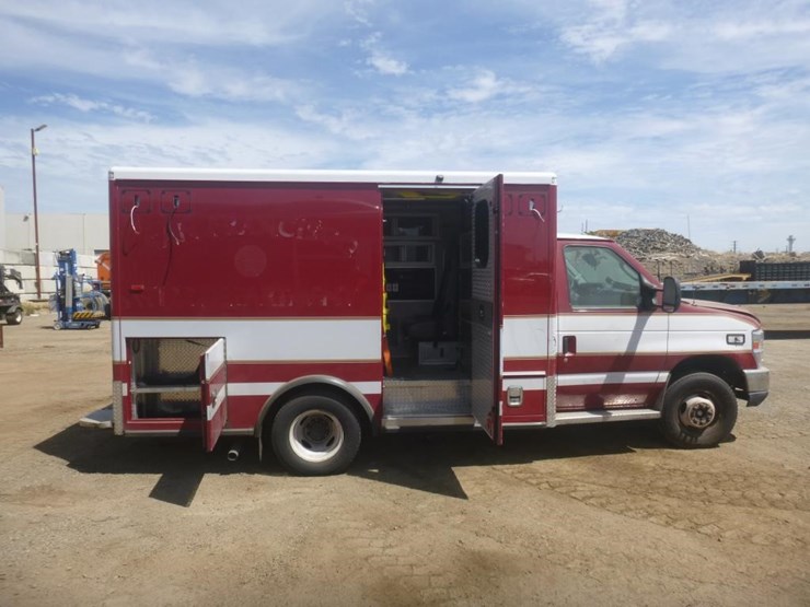 2019-ford-e350-image-7