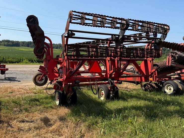 unverferth-rolling-harrow-ii-image-7