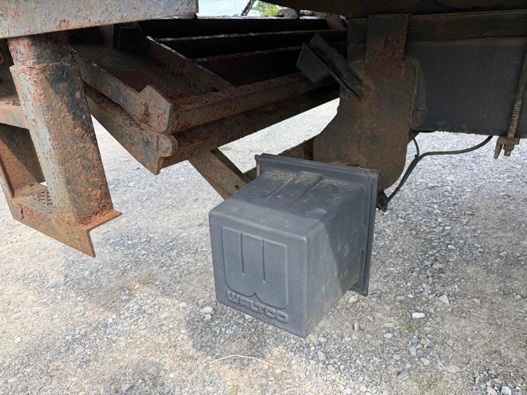 2009-international-durastar-4300-image-14