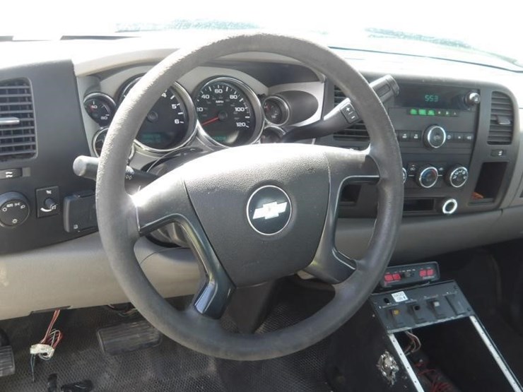 2007-chevrolet-silverado-2500-image-15
