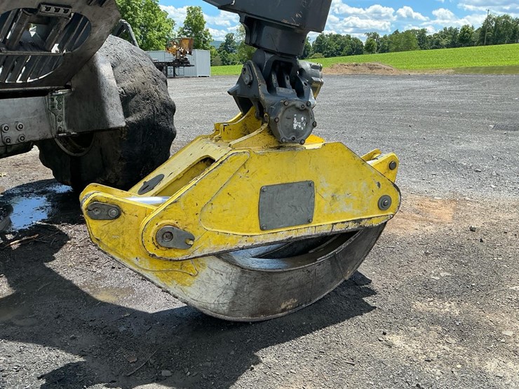 2019-deere-848l-image-53