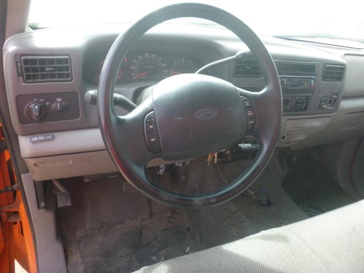 2000-ford-f450-image-17