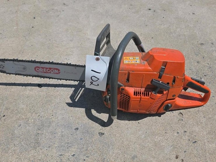#102-•-husqvarna-390-xp-chainsaw-image-1