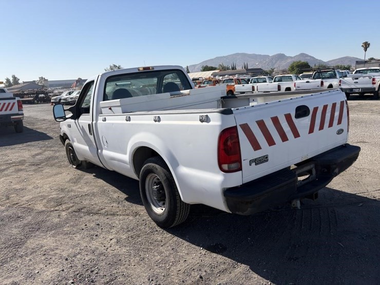 2001-ford-f250-image-4
