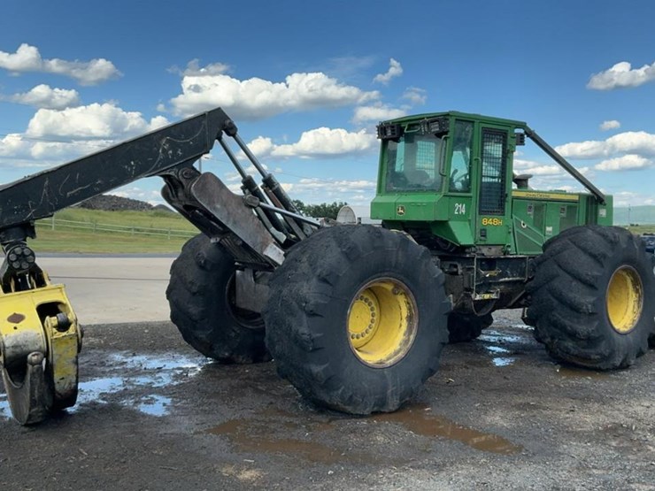 2012-deere-848h-image-5
