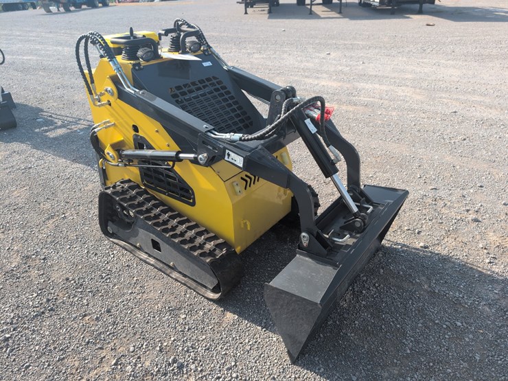 #43-•-new-zjg-zj-380-mini-skid-loader-image-2
