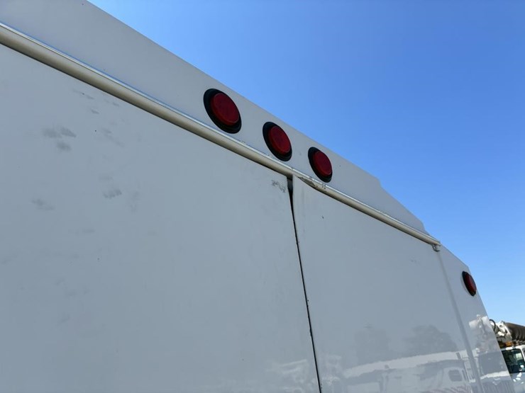 2015-ford-f450-sd-image-5