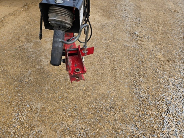 new-holland-bc5070-image-9
